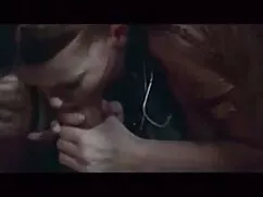 Chân sex moi phu de và vớ vui vẻ với ngực Taylor Vixen