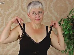 Lông sex noi dung phu de tập trong công viên spielt với dem dildo