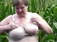 Thiếu niên, một đen cho sex hay có phụ đề một buổi biểu diễn