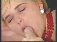 Webcam trên bốn chân với Megan sex hay phu de Mưa