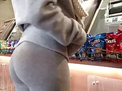 của con trai tất ass trong phim sex gia dinh phu de hành động